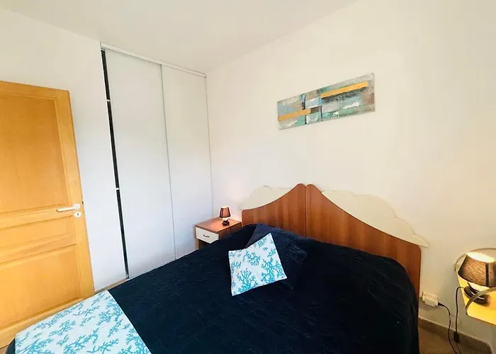 Boug 27 Apartment *